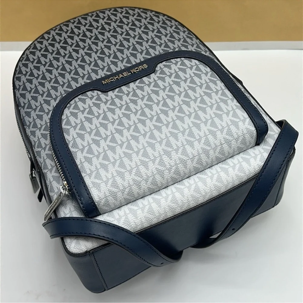 MICHAEL KORS Jaycee Medium Ombré Signature Logo Zip Pocket Backpack Navy NWT